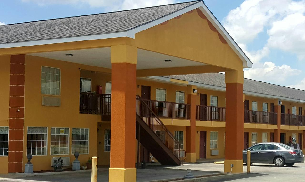 Executive Inn Pelham Exteriér fotografie
